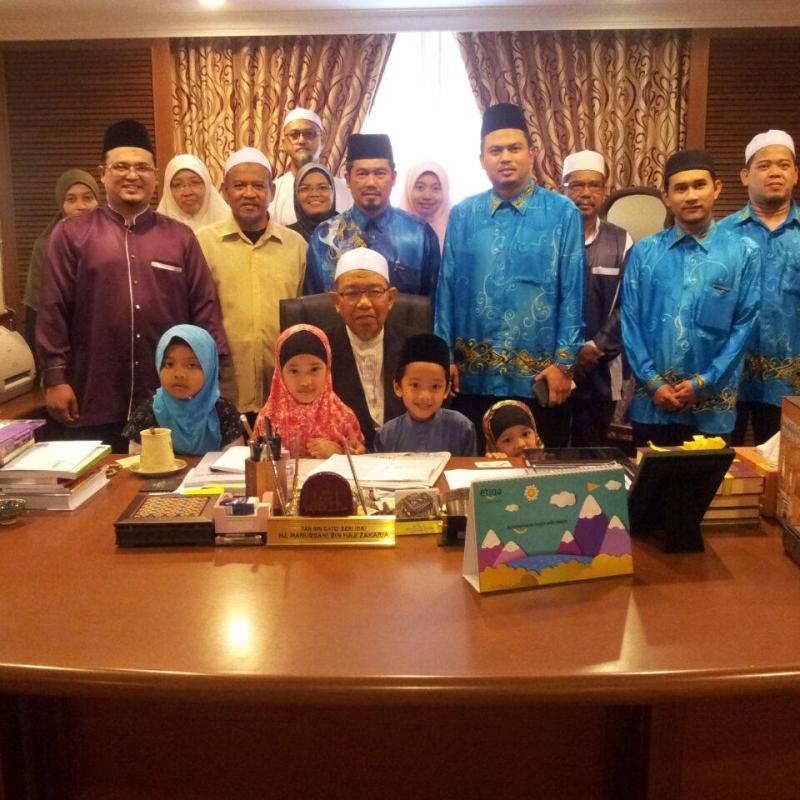 hakimipoh_x_thumb Bersama Al Marhum Dato Harussani -Mufti Negeri Perak - Ustaz Hakim Official